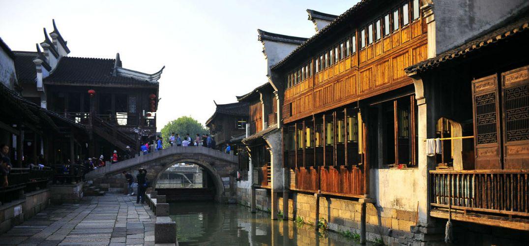 山东神秘富豪掏1.2亿买下上海700平米江景豪宅，这位富豪是什么来头？游戏画面